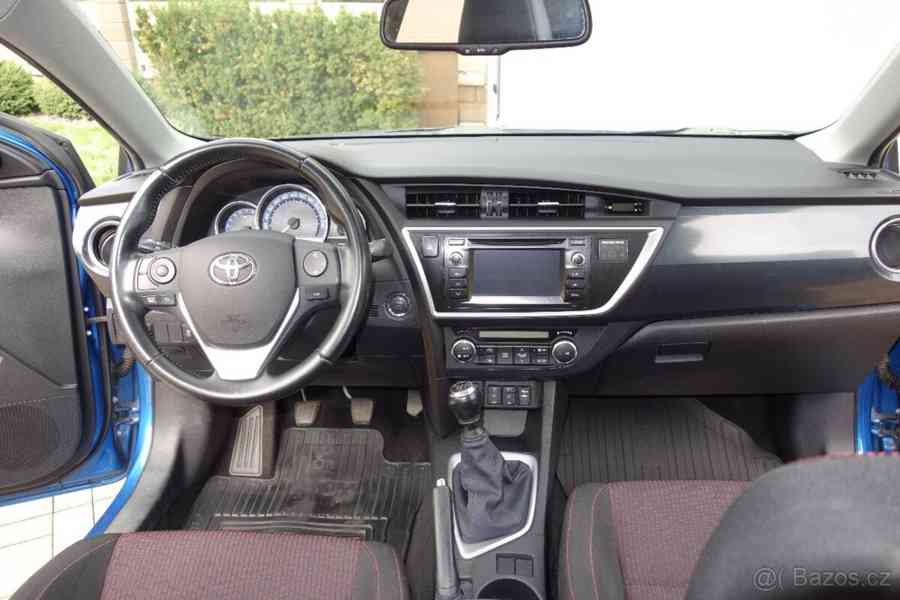 Toyota Auris 1,6   i 97 kW, 2013, 58 550 km - foto 6
