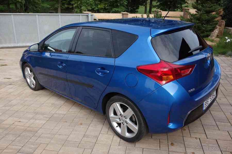 Toyota Auris 1,6   i 97 kW, 2013, 58 550 km - foto 2