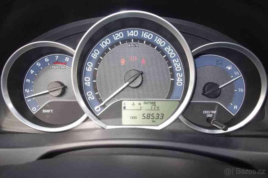 Toyota Auris 1,6   i 97 kW, 2013, 58 550 km - foto 10