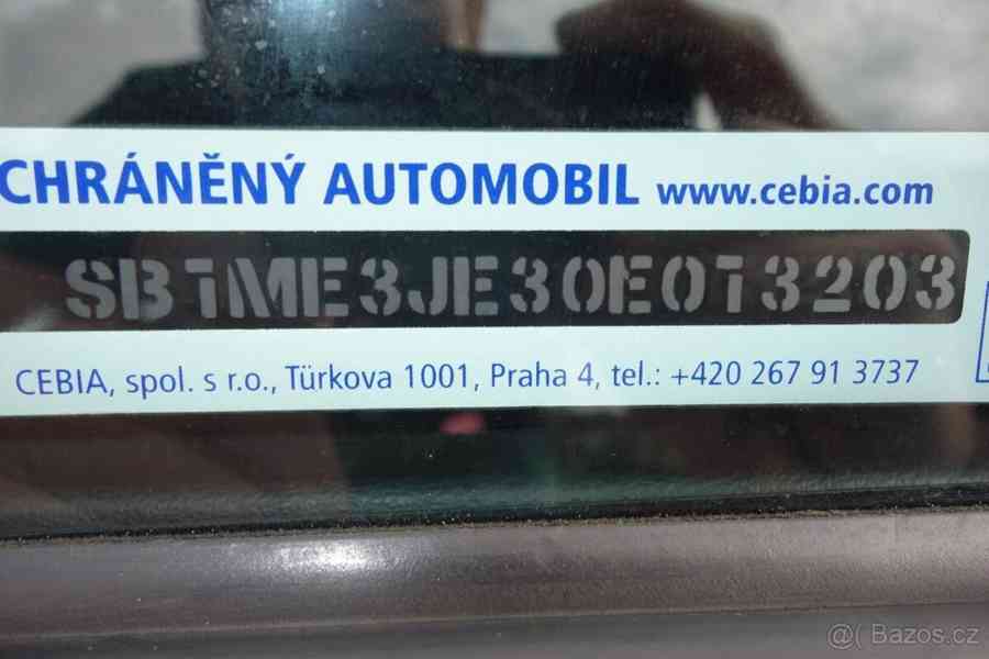Toyota Auris 1,6   i 97 kW, 2013, 58 550 km - foto 7