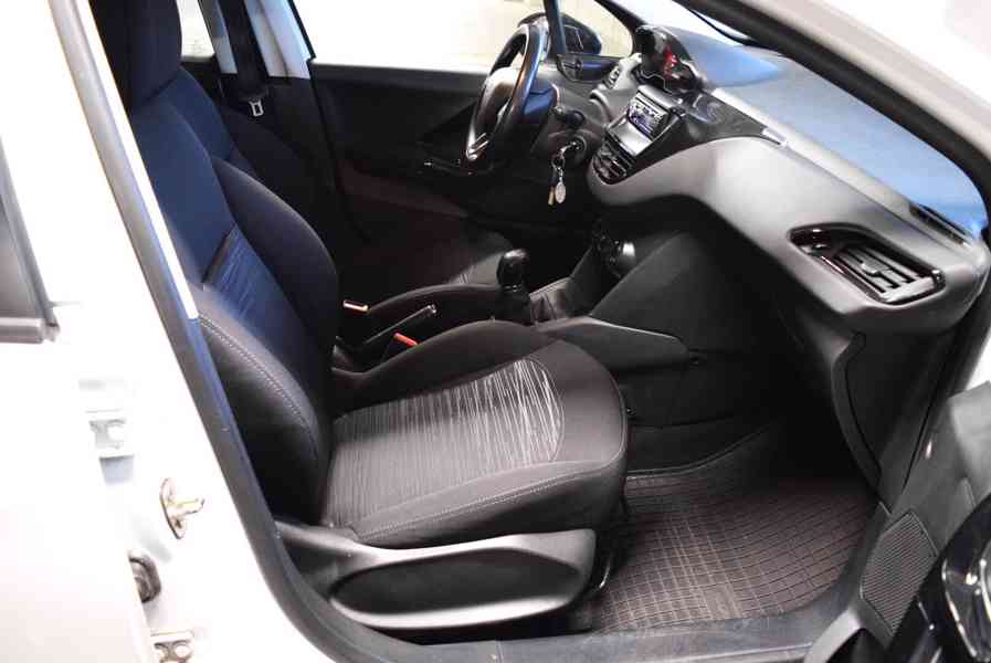 Peugeot 208, 1.0 VTi NOVÉ V ČR 62 000 KM rv 2013 - foto 10