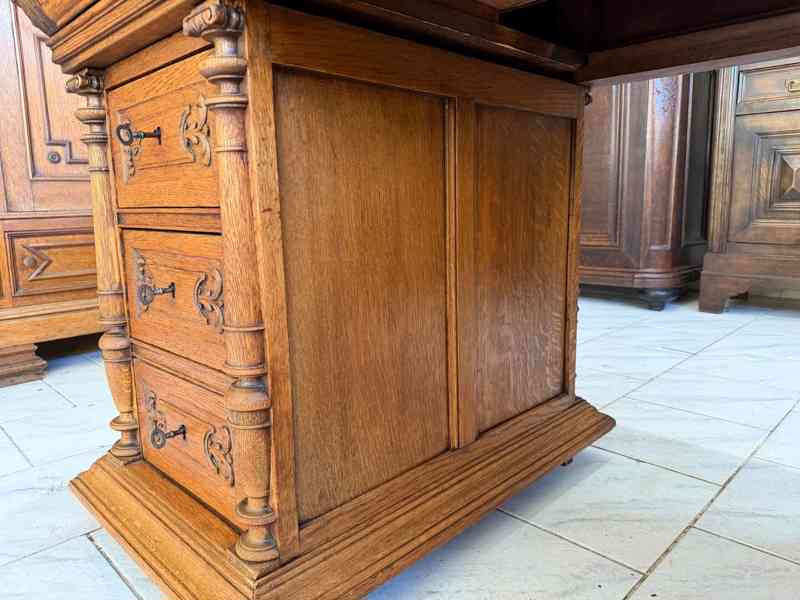 Starožitný pracovní stůl Henri II.  - foto 10