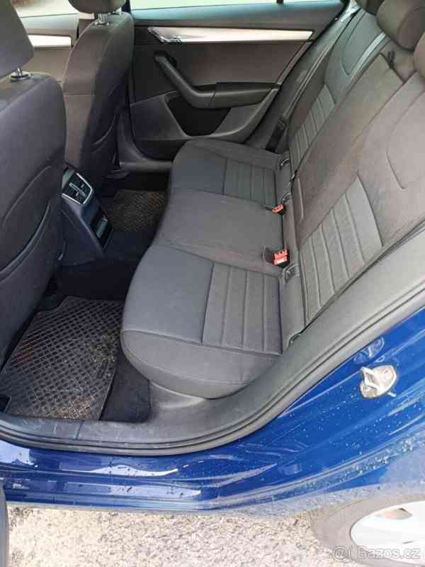 Škoda Octavia 2,0   III TDI - foto 12