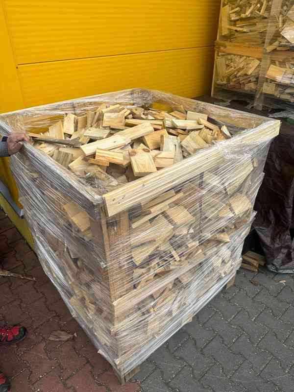 BOX Palivové dřevo smrk, 1-1,2m3 malých kusů