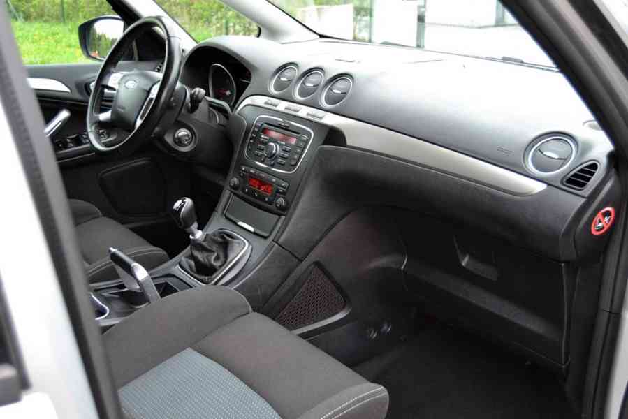 Ford S-Max 2.0 TDCI 103kW Trend+ 7míst - foto 14