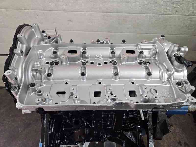 Motor pre Renault Trafic 2.0l - foto 2