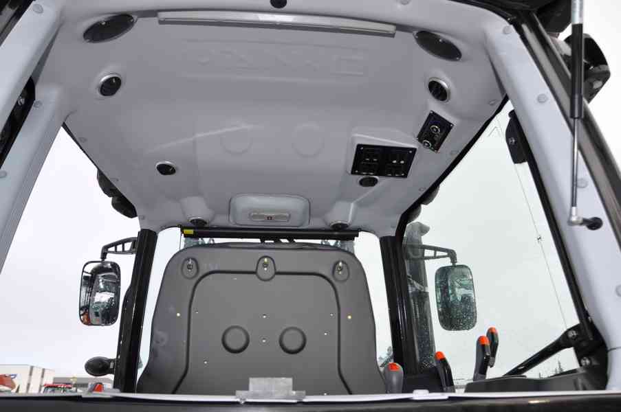 Traktor HANWO HWE 604C. Traktor  65 koni 48kW. - foto 11