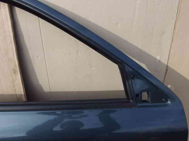 Pravé přední dveře Škoda Octavia I - foto 3