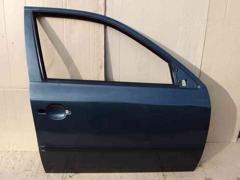 Pravé přední dveře Škoda Octavia I