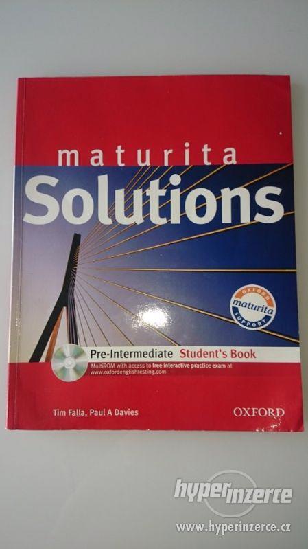 Maturita Solutions Pre-Intermediate Student's Book + CD - foto 1