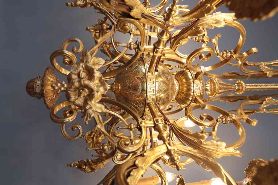Starožitný zámecký lustr na 24 žárovek - foto 5