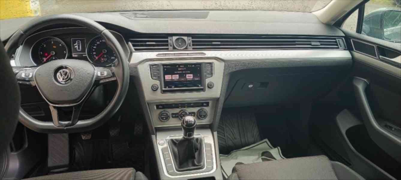 Volkswagen Passat 2,0 - foto 3
