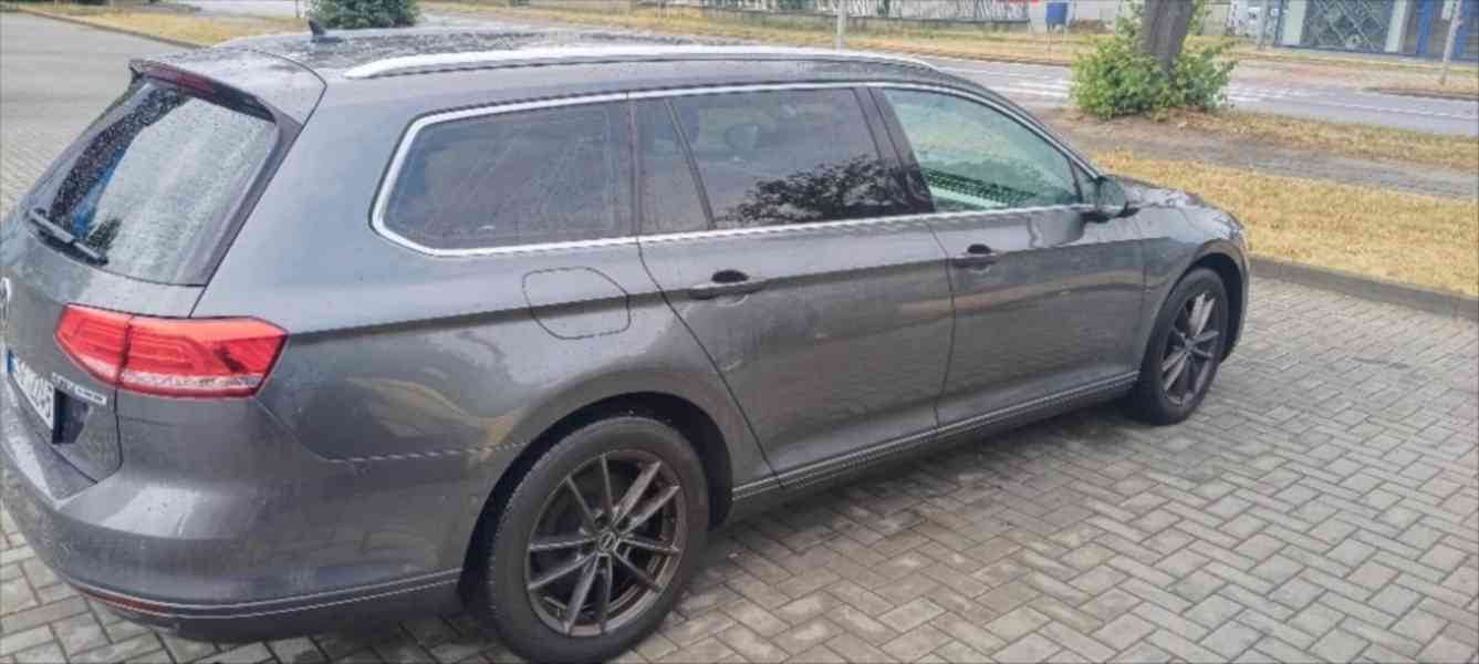 Volkswagen Passat 2,0 - foto 4