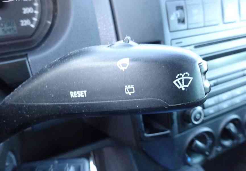 VW Polo 1.2i r.v.2008 (51 kw) STK:1/2028 - foto 12