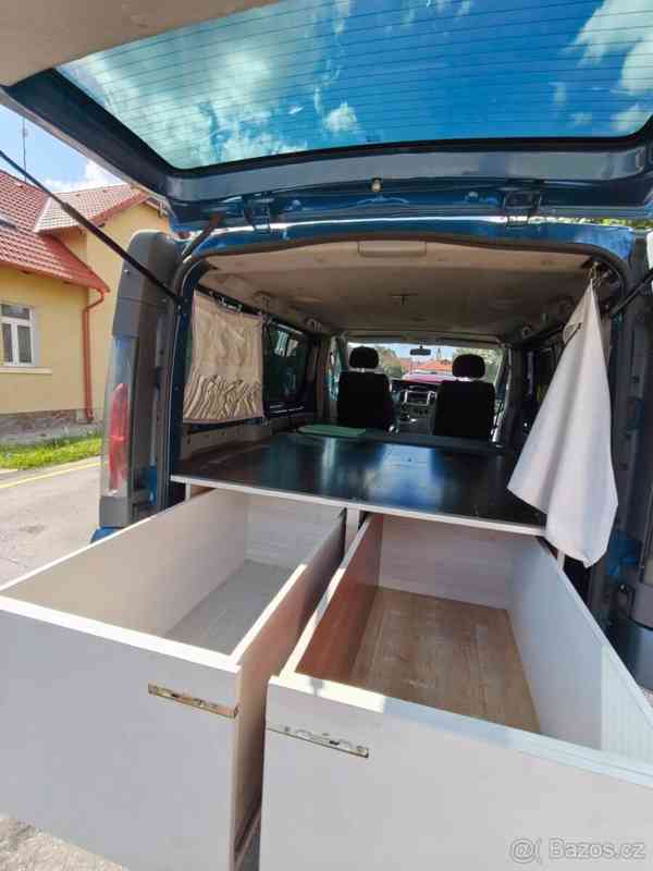 Opel Vivaro 1,9   Obytné auto - foto 9