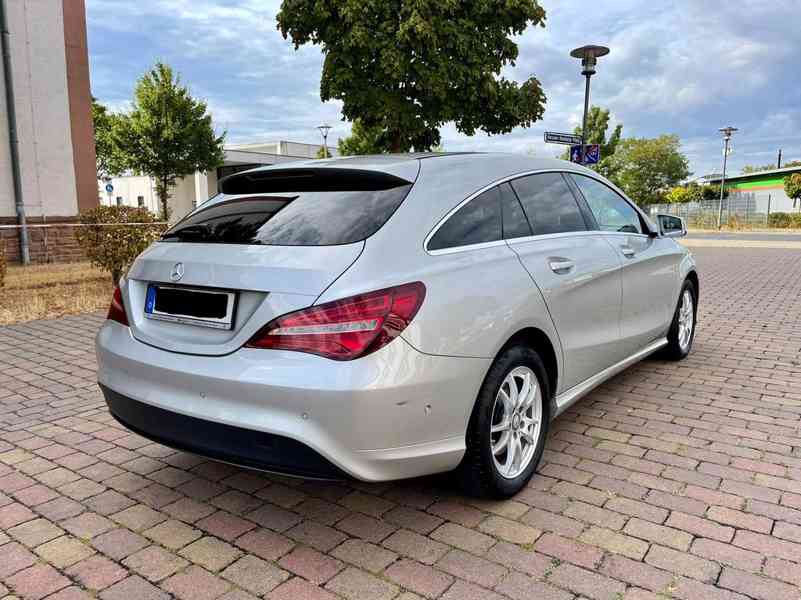 Mercedes-Benz CLA 200d Shooting Brake -AMG Line 100kw - foto 9