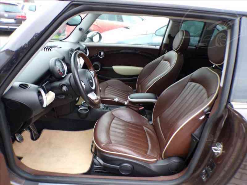 Mini Cooper S 1,6 i 128KW CLUBMAN - foto 6