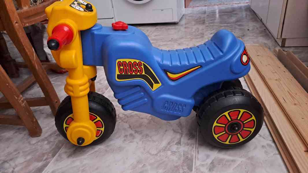 Dětské odrážedlo - motorka