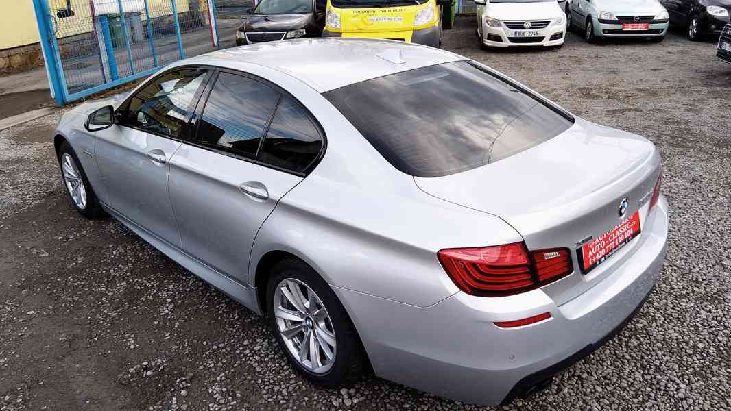 BMW 530d xDrive M-Packet ČR 1 majitel 228kw DPH - foto 7