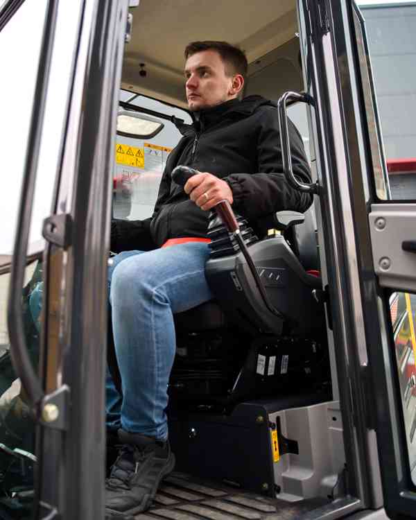 PÁSOVÝ MINIBAGR SHANTUI SE58SR - foto 5