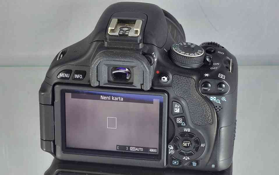 Canon EOS 600D + Objektiv EFS 18-55mm  7000 Exp. - foto 7