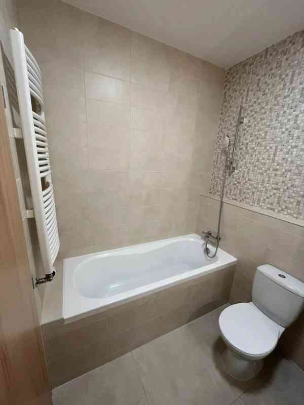 Pronájem bytu 1+kk 38 m² - foto 8