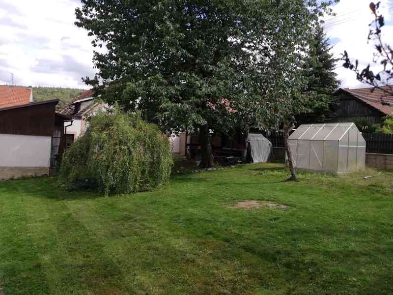  Pochvalov - Rodinný dům s pozemkem 655 m2 - foto 12