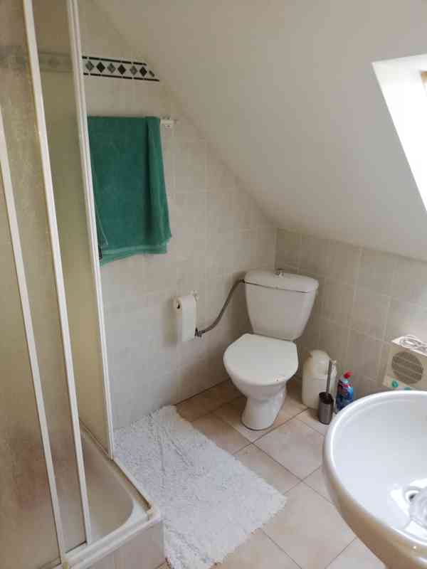  Pochvalov - Rodinný dům s pozemkem 655 m2 - foto 31