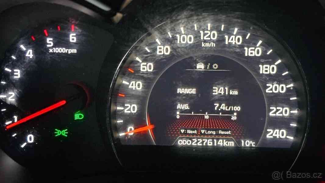 Kia Sorento 2,2   4x4, 145kW 07/2013 - foto 9