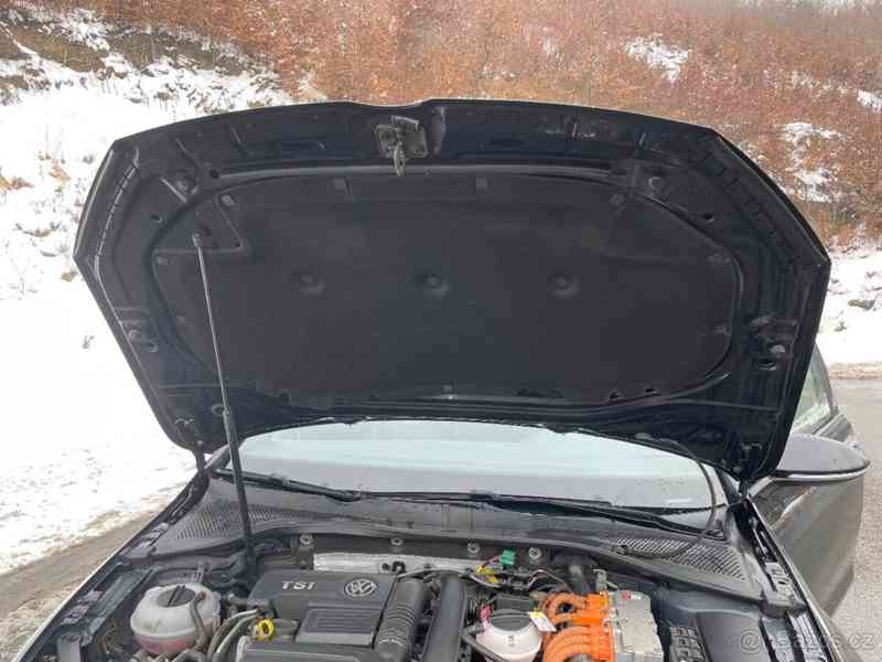 Volkswagen Golf 1,4   GTE Benzin-Hibrid - foto 20