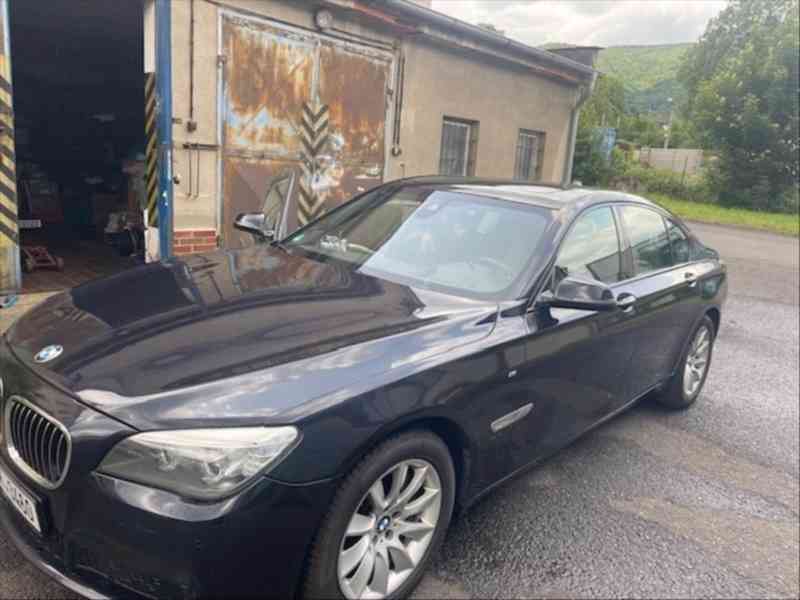 BMW Řada 7 3,0 730d (F01) - foto 1