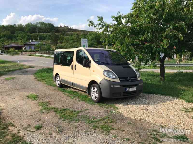 Opel Vivaro 8-MIST 1.9 tdci rv: 2006 - foto 2