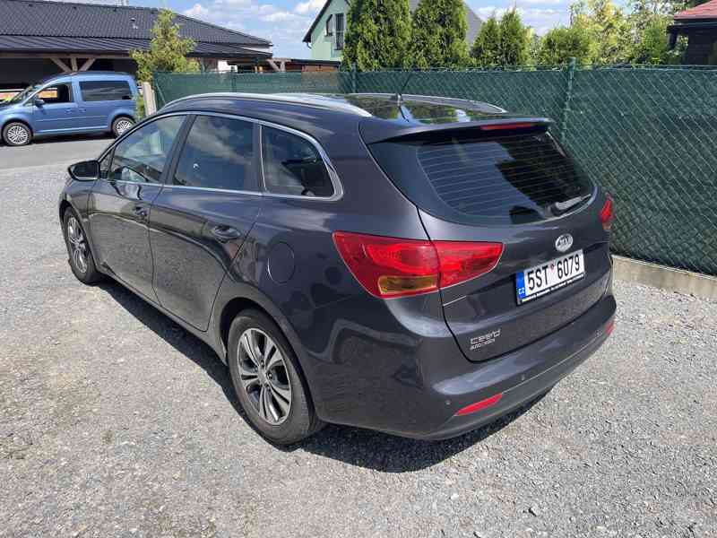 Kia Ceed Sportswagon 1,6 GRDi - foto 4