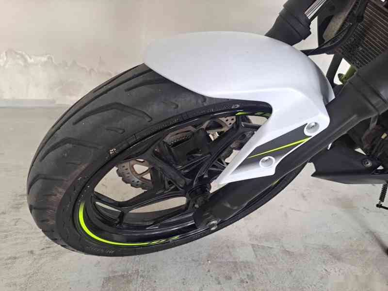 Kawasaki Z 125 ABS - foto 9