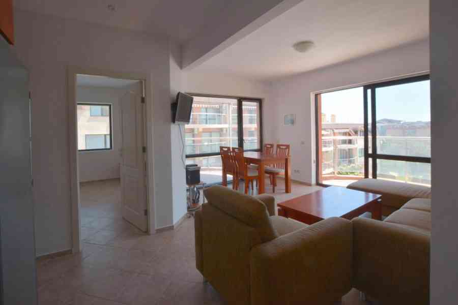 PROSTORNÝ APARTMÁN 3+kk (90 m²) - foto 5