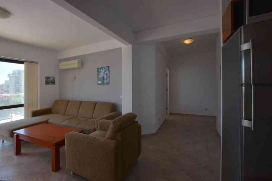 PROSTORNÝ APARTMÁN 3+kk (90 m²) - foto 11
