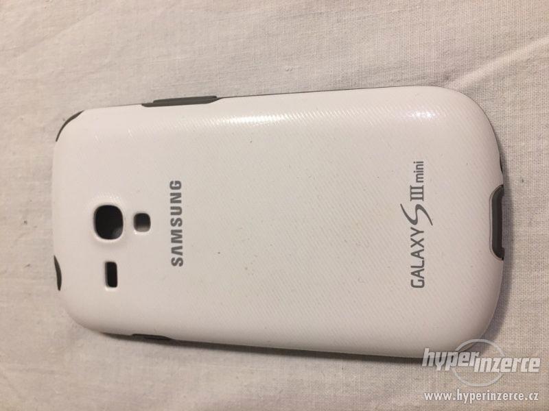 Kryt Galaxy S III mini bílý - foto 1
