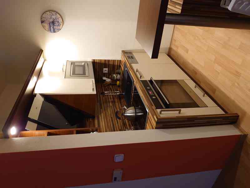 Prodej bytu 2+kk 53 m2,Kolín+Dvě garážové stání pod bytem. - foto 5