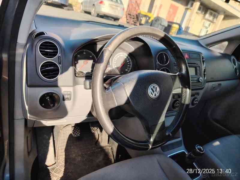 Volkswagen Golf 1,9   PLUS tdi, r.v.2006 - foto 14