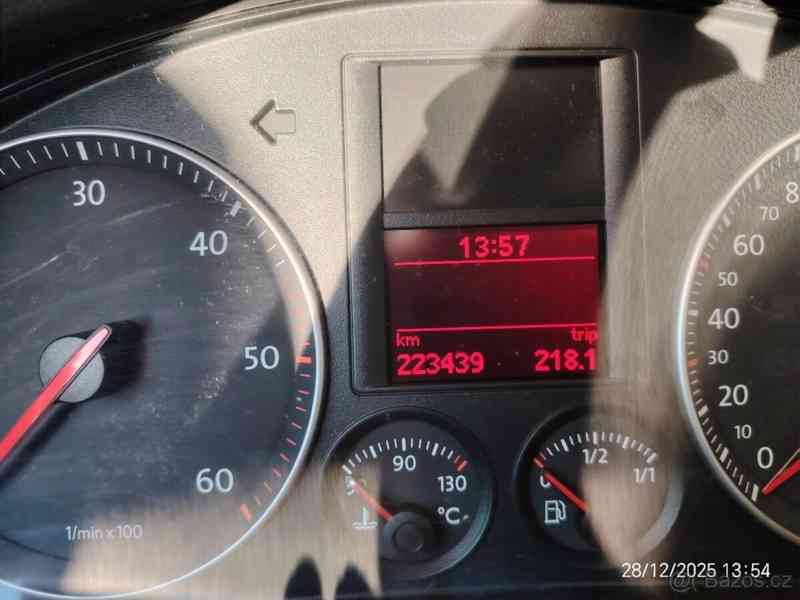 Volkswagen Golf 1,9   PLUS tdi, r.v.2006 - foto 4