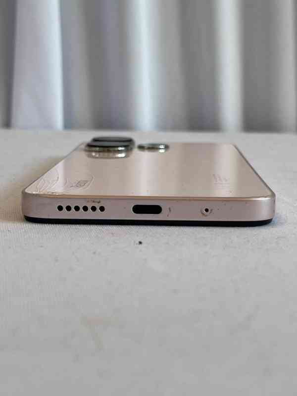 Xiaomi Redmi 13 8GB/256GB – plně funkční, prasklý displej... - foto 6