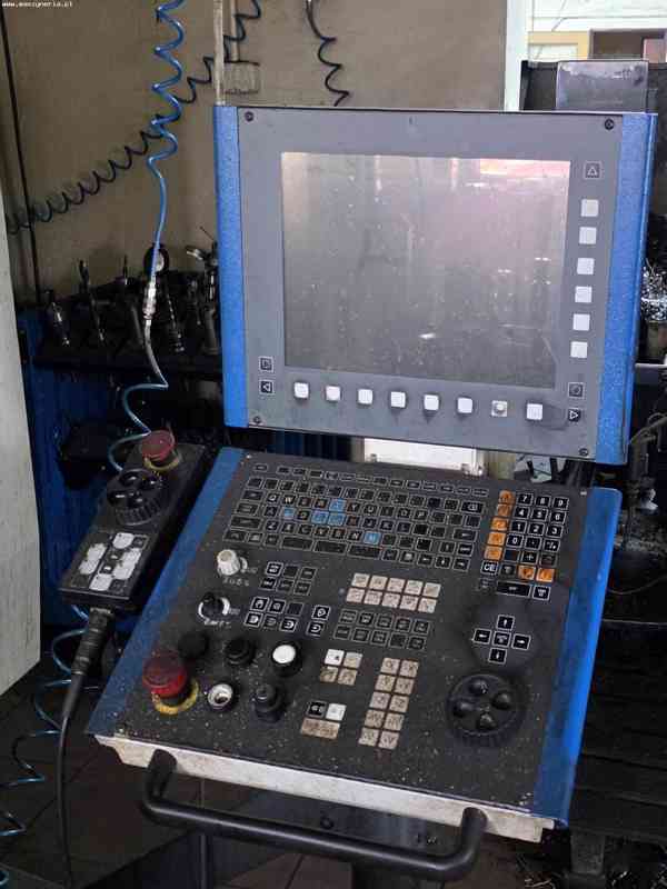 CNC vertikální obráběcí centrum MIKRON VCP 800W Duro - foto 2