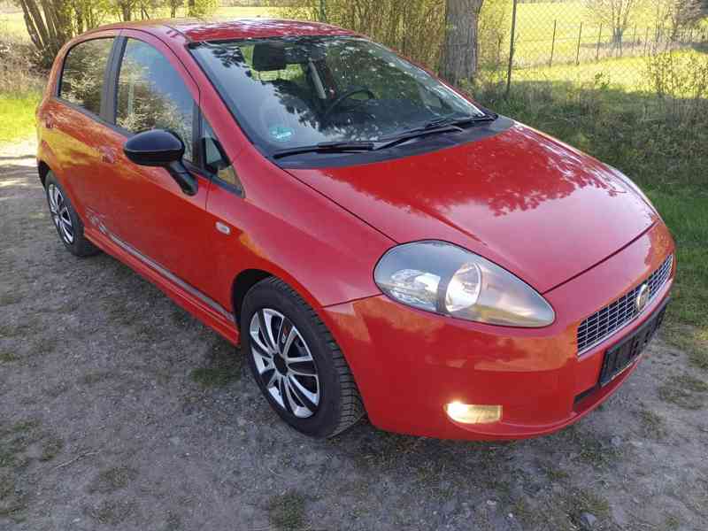 Fiat Grande Punto 1.4 8V 57Kw RV.2009 - NOVÁ STK  - foto 1