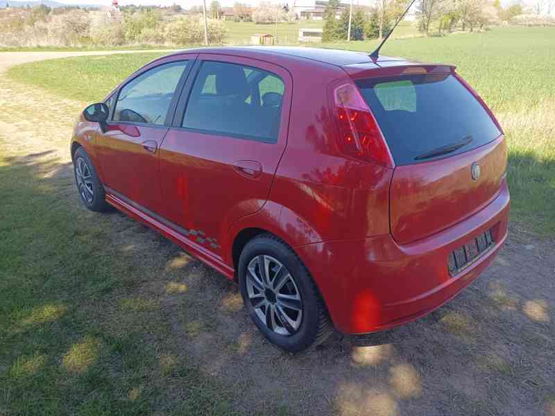 Fiat Grande Punto 1.4 8V 57Kw RV.2009 - NOVÁ STK  - foto 5