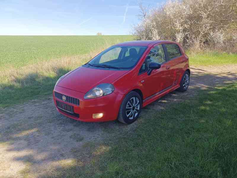 Fiat Grande Punto 1.4 8V 57Kw RV.2009 - NOVÁ STK  - foto 2