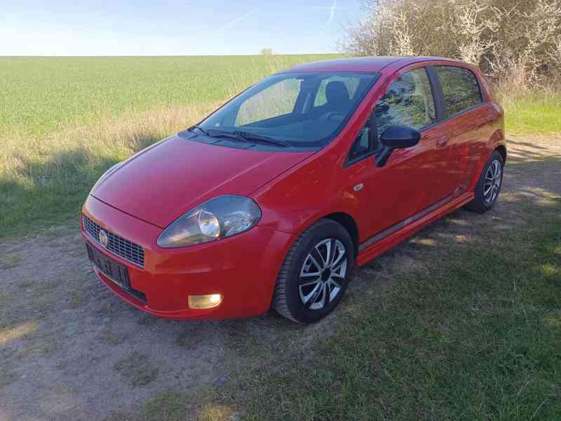Fiat Grande Punto 1.4 8V 57Kw RV.2009 - NOVÁ STK  - foto 10