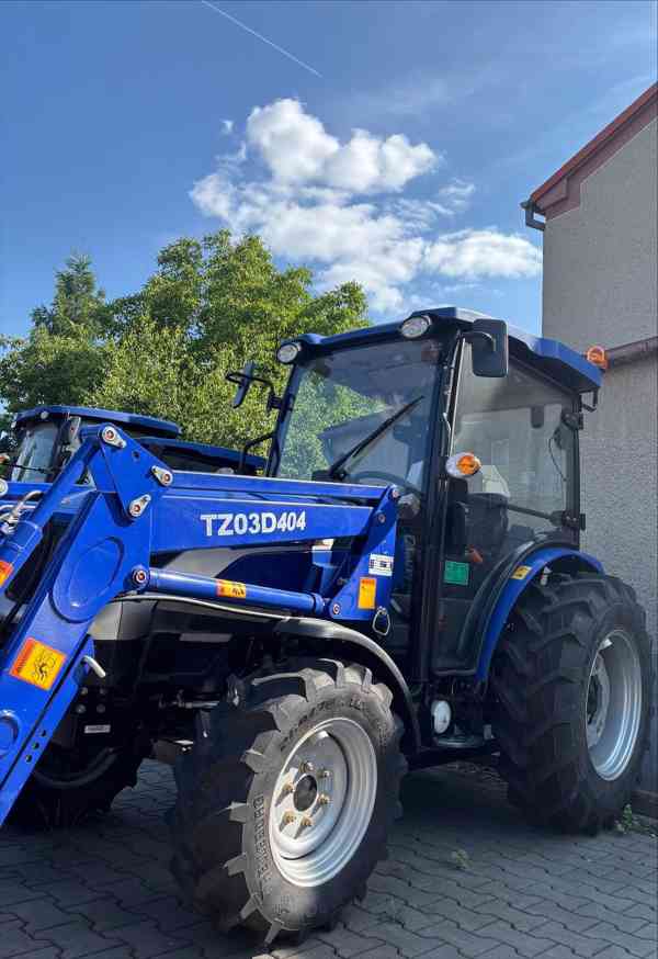 Traktor LOVOL 404 S NAKL. otvírací lžíce - kapačka - foto 3