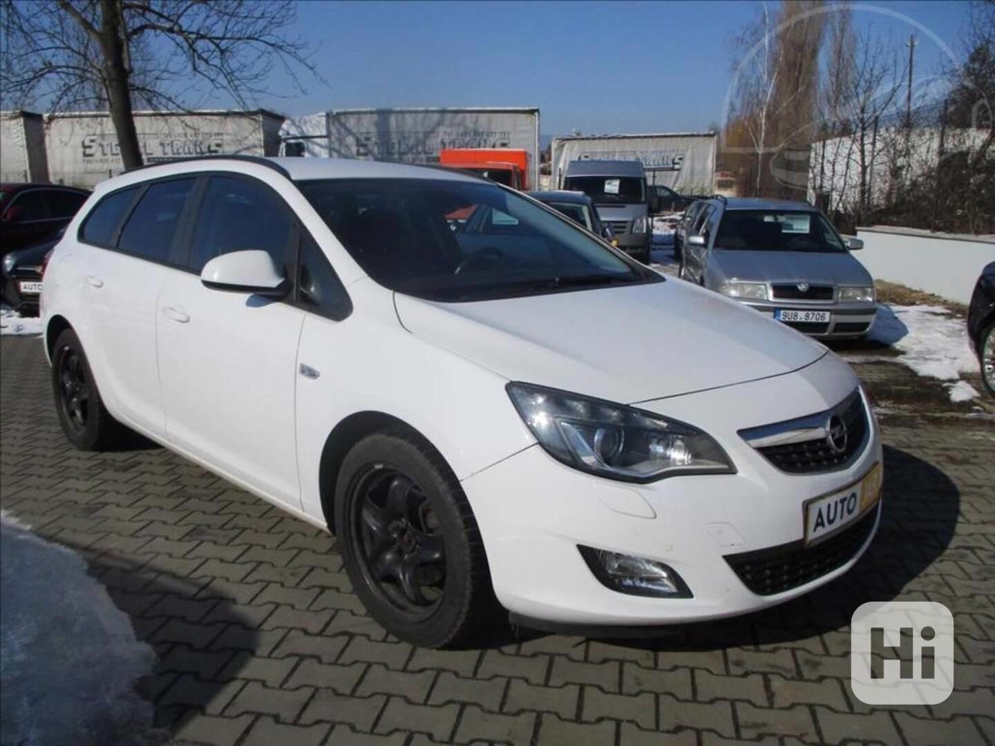 Opel Astra 1,7 CDTi 96KW XENONY - foto 1