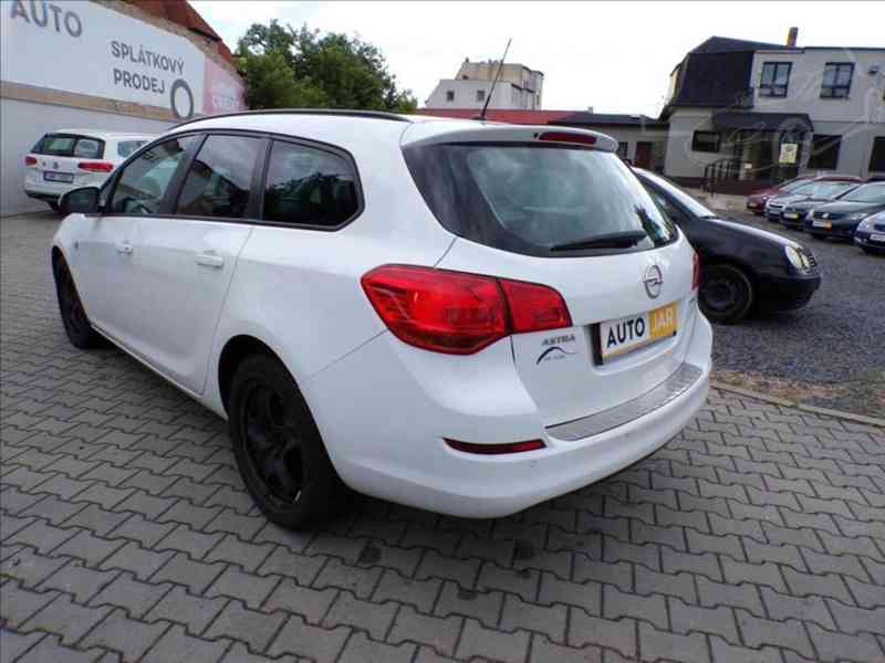 Opel Astra 1,7 CDTi 96KW XENONY - foto 15
