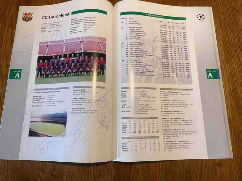 programy, vstupenky a podpisy hráčů - foto 10